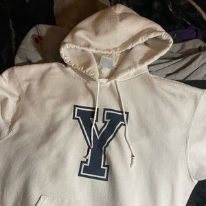 Yale champion hoodie vintage